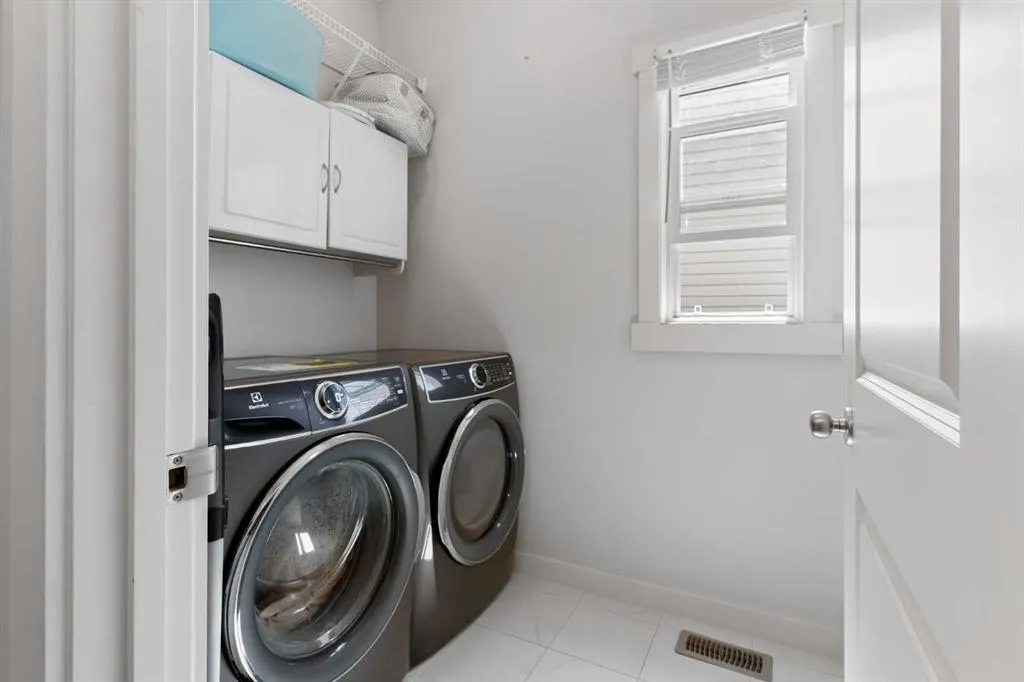 71 Elgin Terrace SE