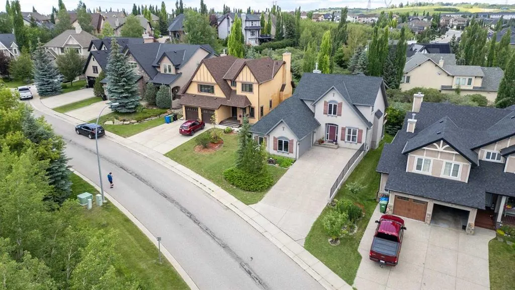 10 Tusslewood Heights NW