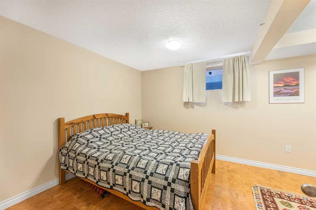 10 Tusslewood Heights NW