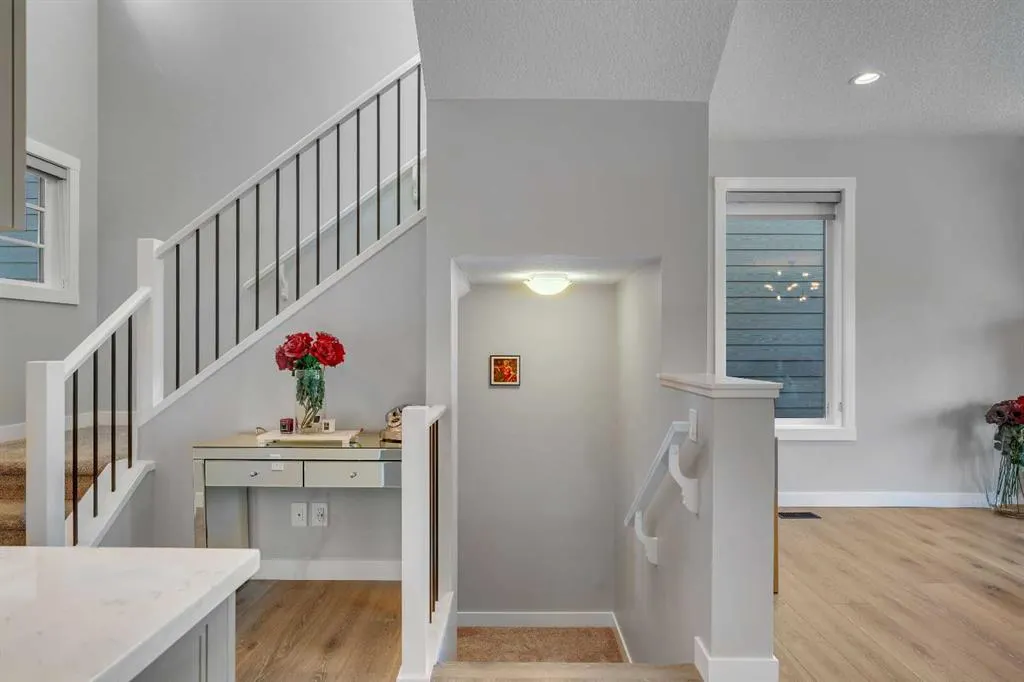 27 Cranbrook Court SE