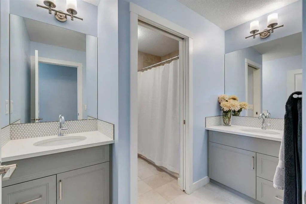 27 Cranbrook Court SE