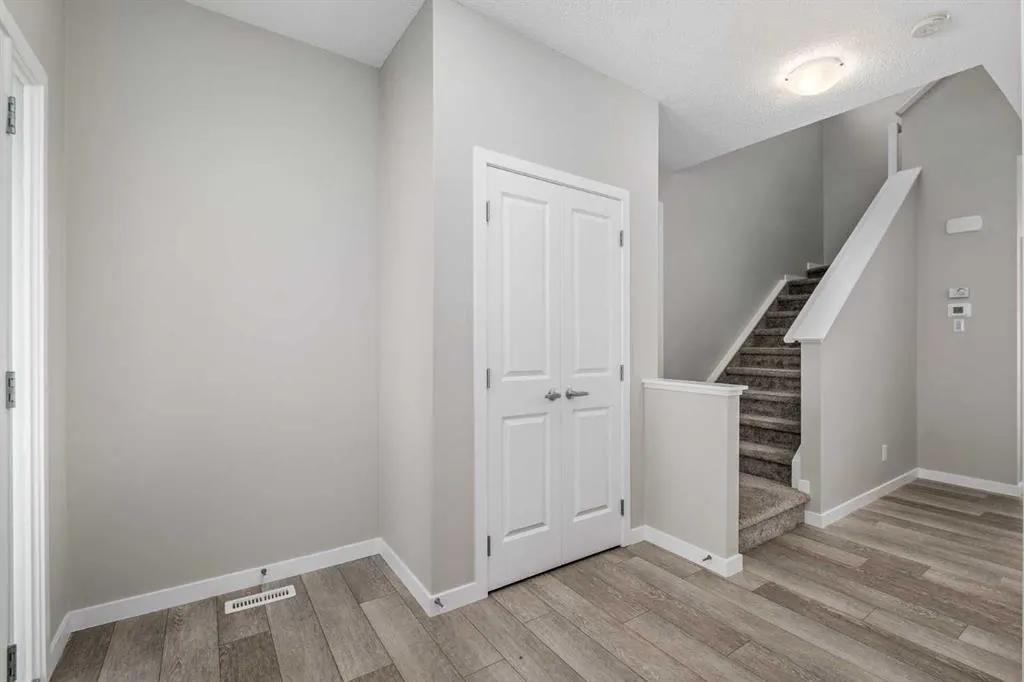 131 Magnolia Square SE