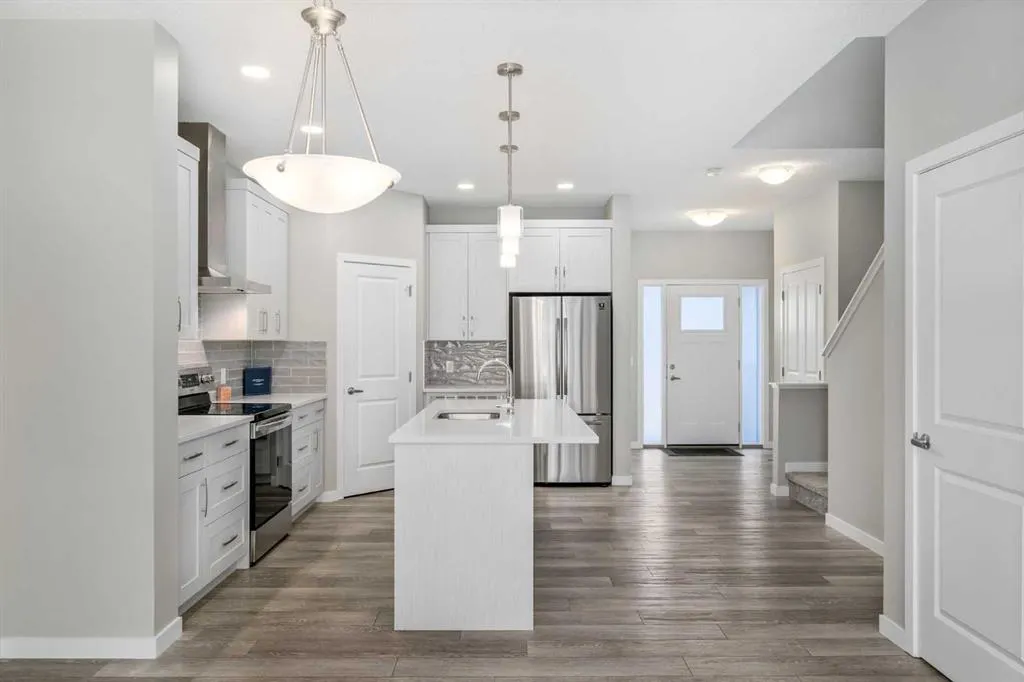 131 Magnolia Square SE