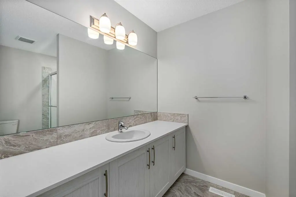 131 Magnolia Square SE