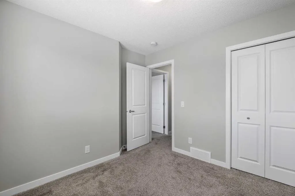 131 Magnolia Square SE