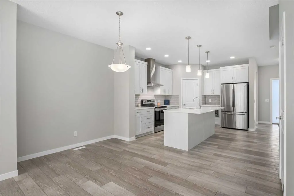131 Magnolia Square SE