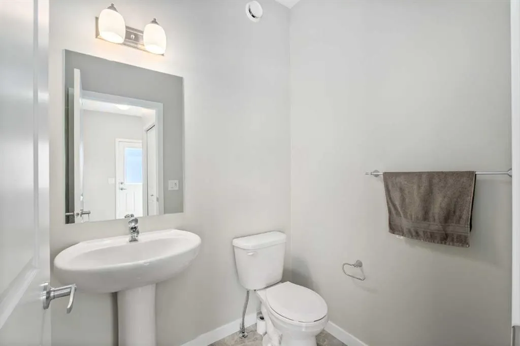 131 Magnolia Square SE
