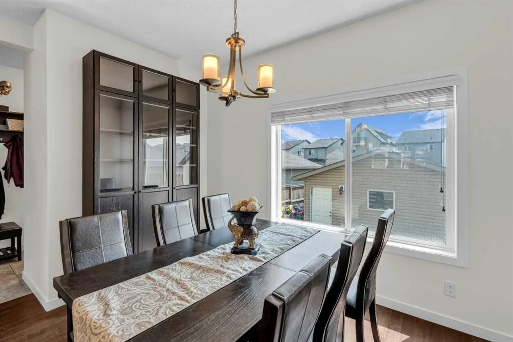 49 Skyview Point Common NE