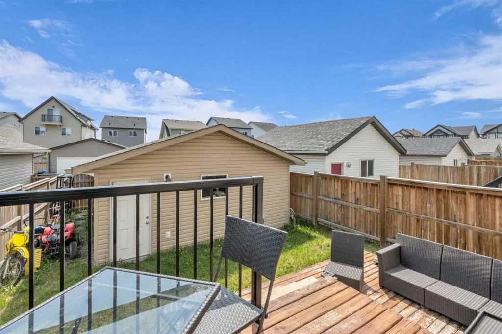49 Skyview Point Common NE