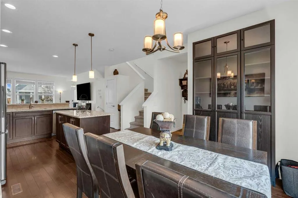 49 Skyview Point Common NE