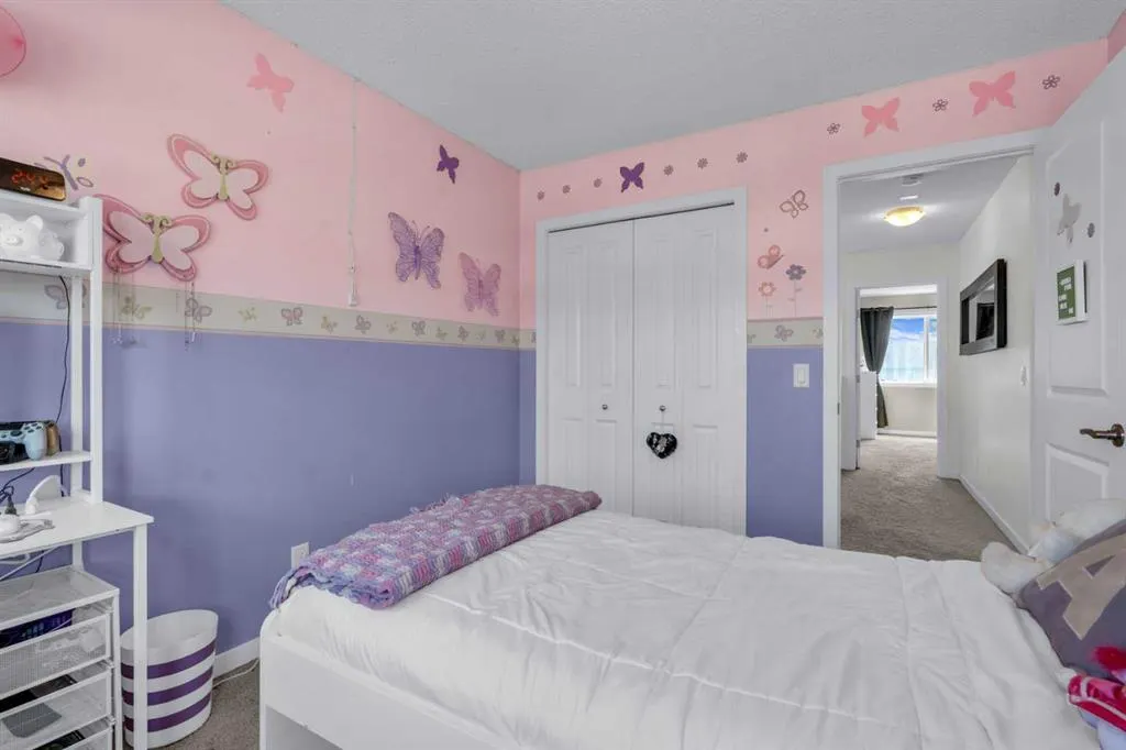 49 Skyview Point Common NE