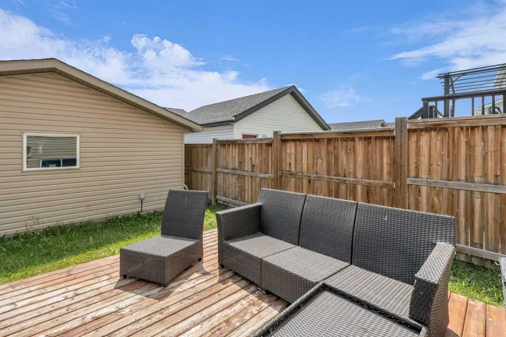 49 Skyview Point Common NE