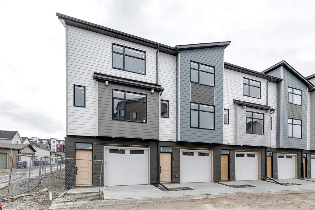 903 Mahogany Boulevard SE, #84