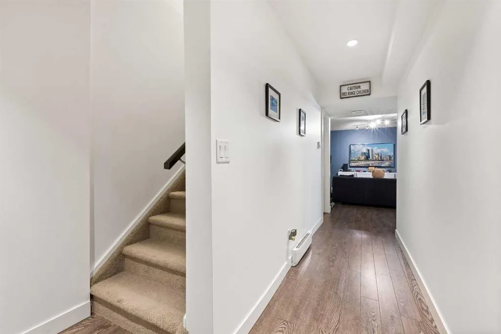 110 Coopers Common SW, #702