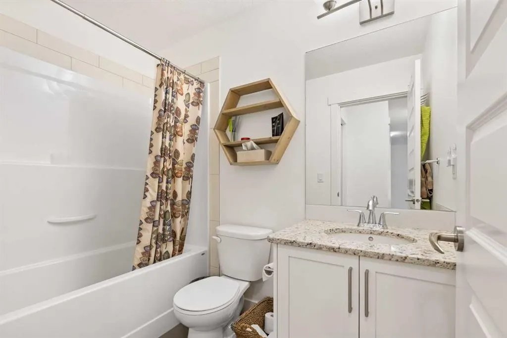 110 Coopers Common SW, #702