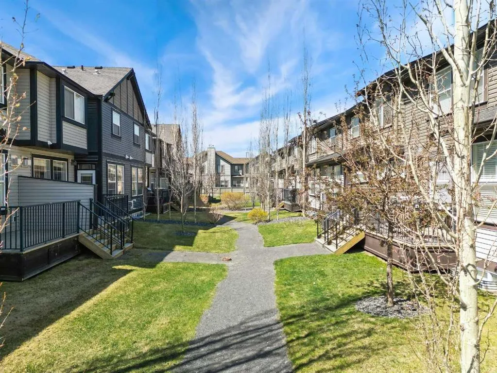 110 Coopers Common SW, #702