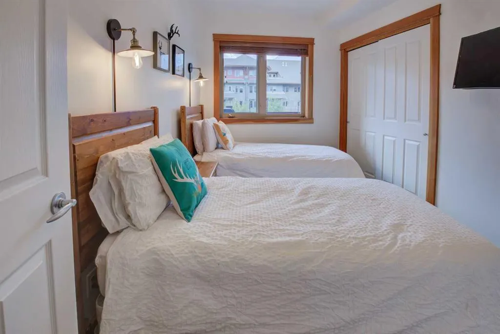 107 Montane Road SW, #107