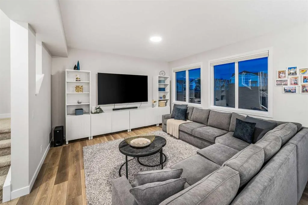 353 Edith Road NW