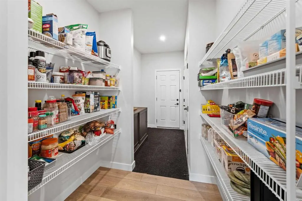 353 Edith Road NW