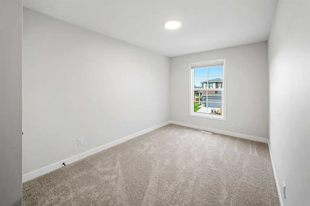 353 Edith Road NW