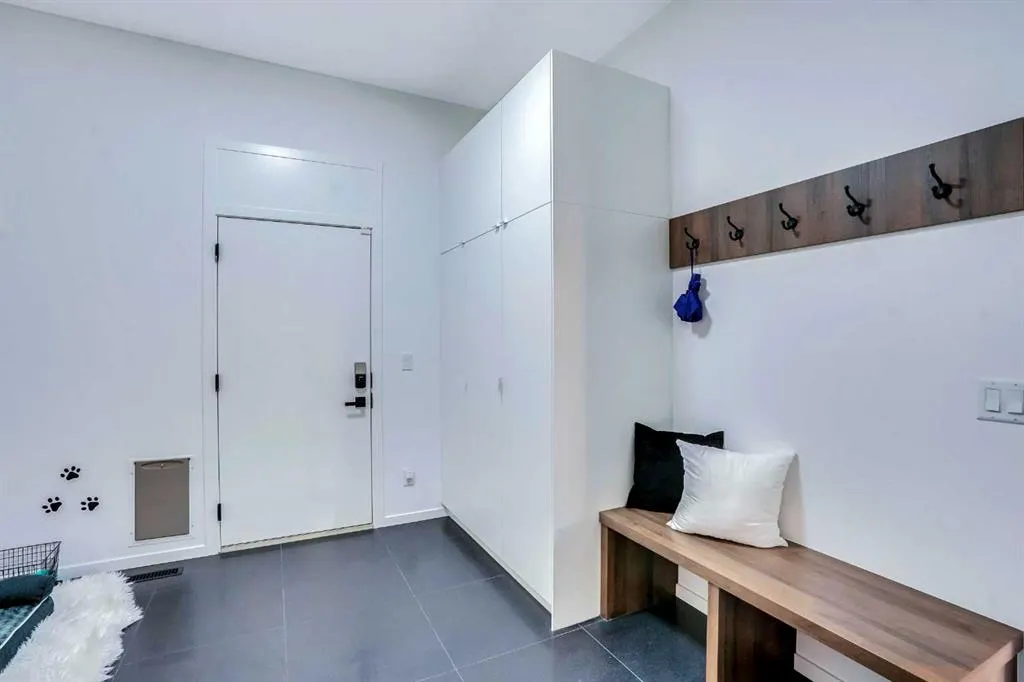 133 Glyde Park