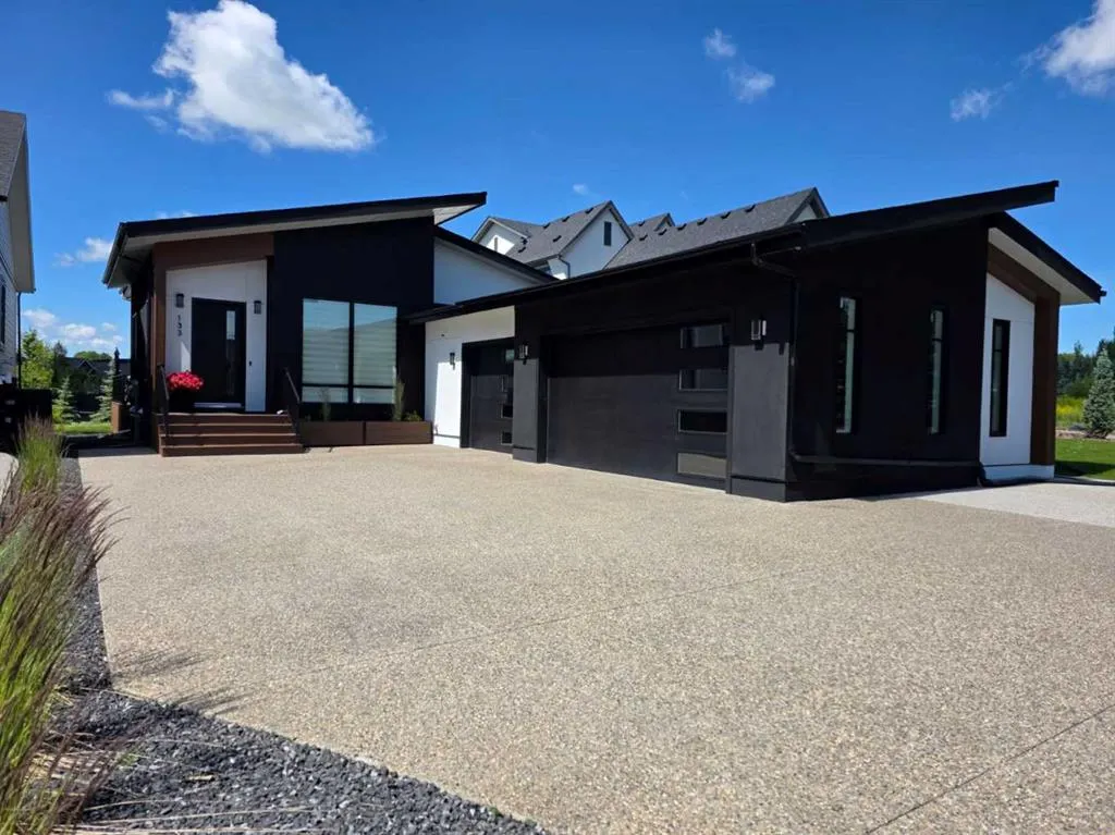 133 Glyde Park