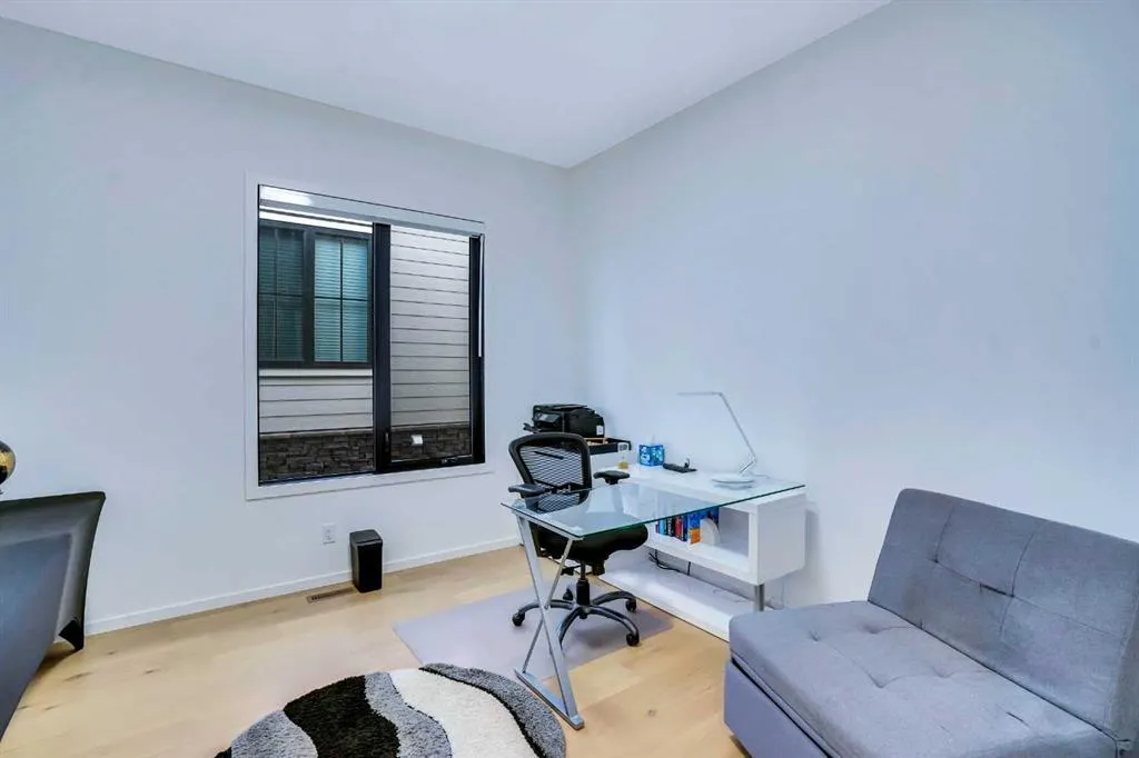 133 Glyde Park