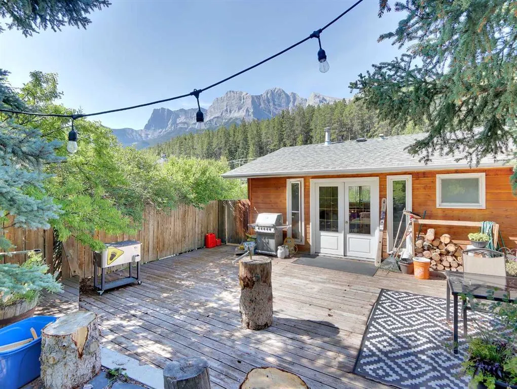 252 Three Sisters Drive
