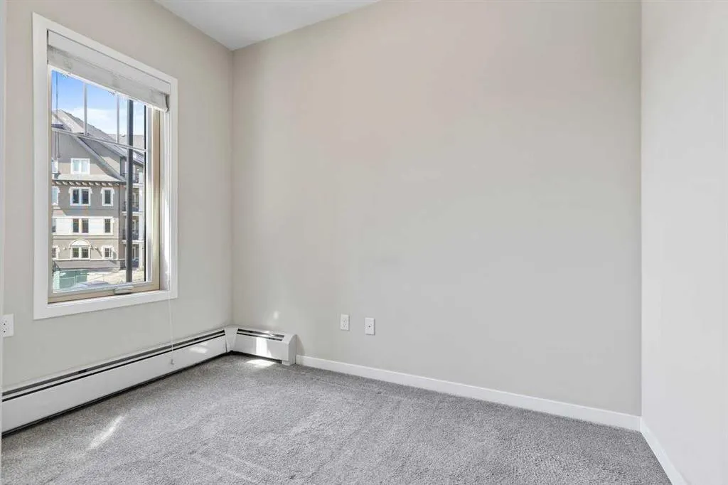 30 Mahogany Mews SE, #202