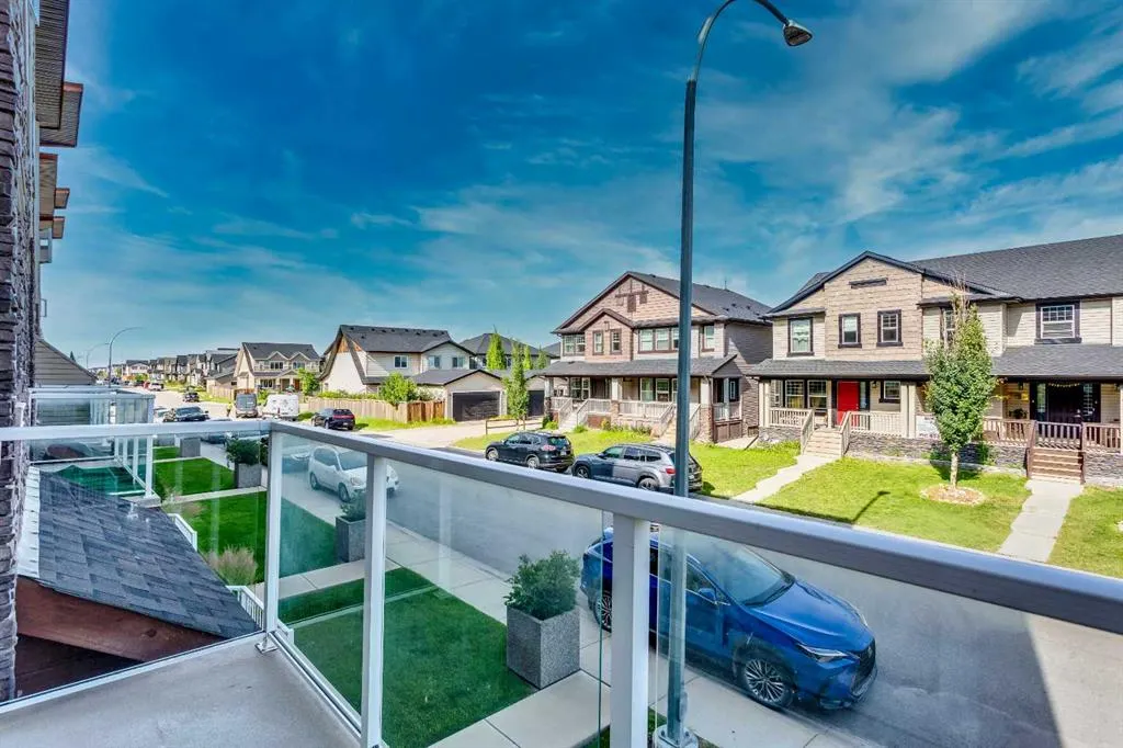 21 Skyview Point Link NE