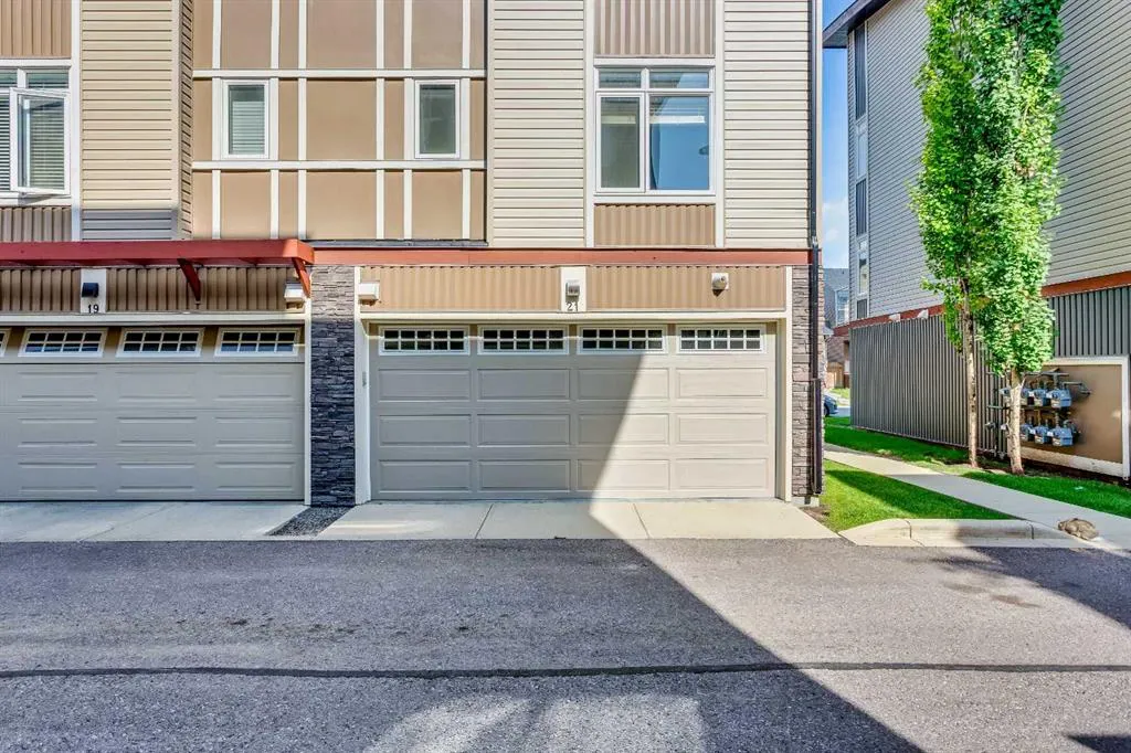 21 Skyview Point Link NE