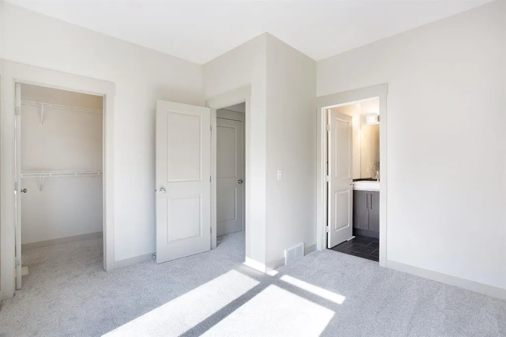 21 Skyview Point Link NE