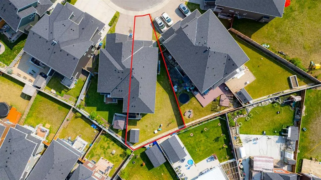 58 Redstone Mews NE