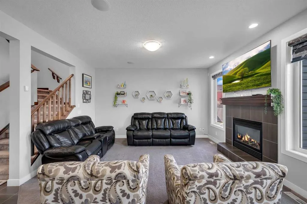 58 Redstone Mews NE