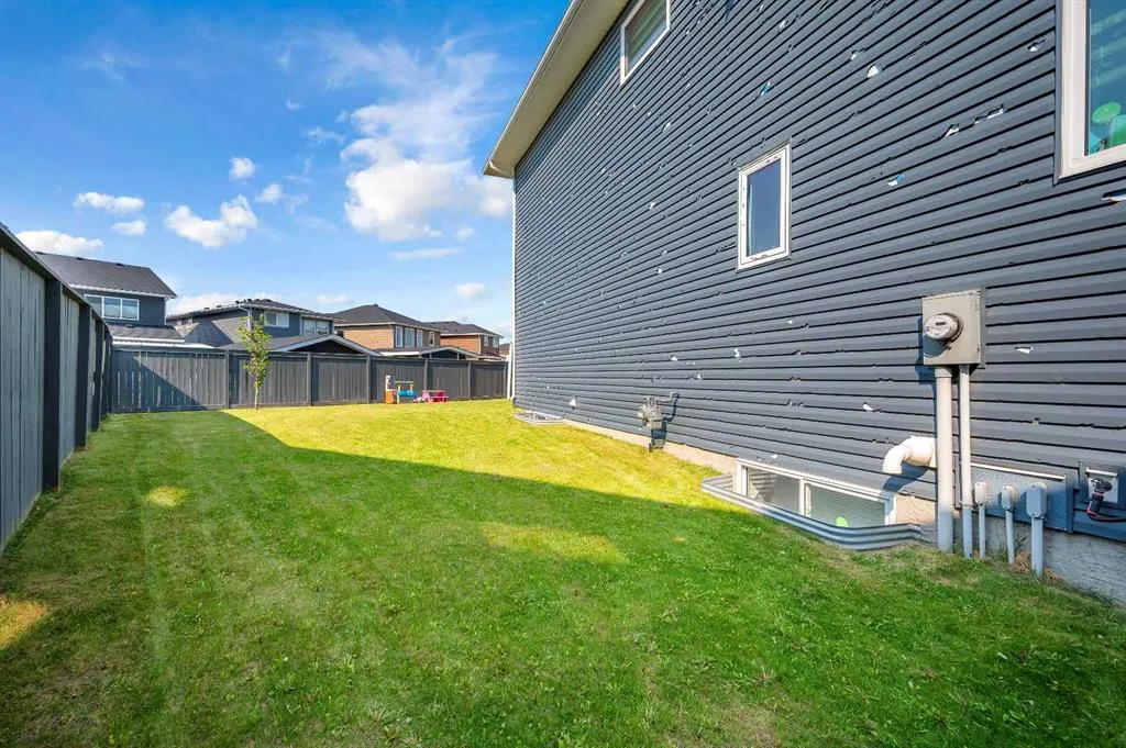58 Redstone Mews NE