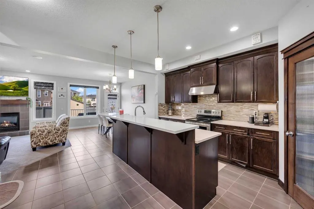 58 Redstone Mews NE