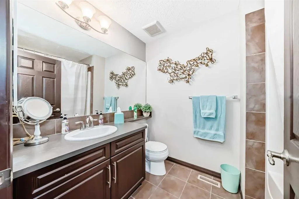 273 Chaparral Valley Drive SE