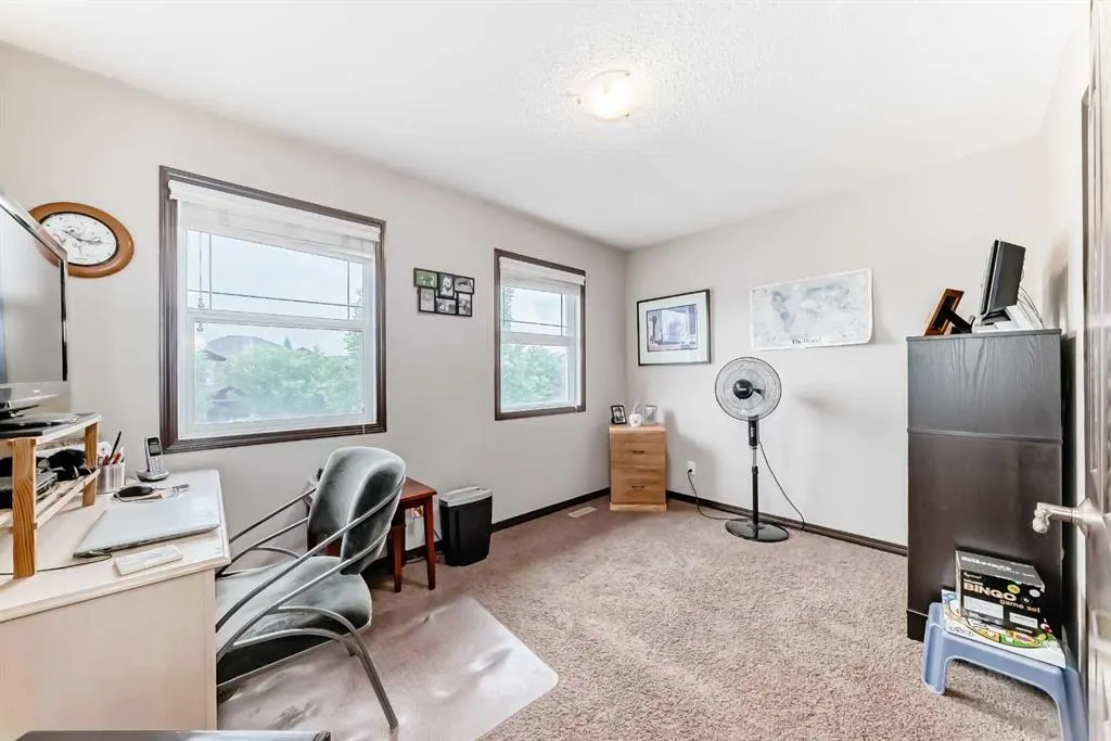 273 Chaparral Valley Drive SE