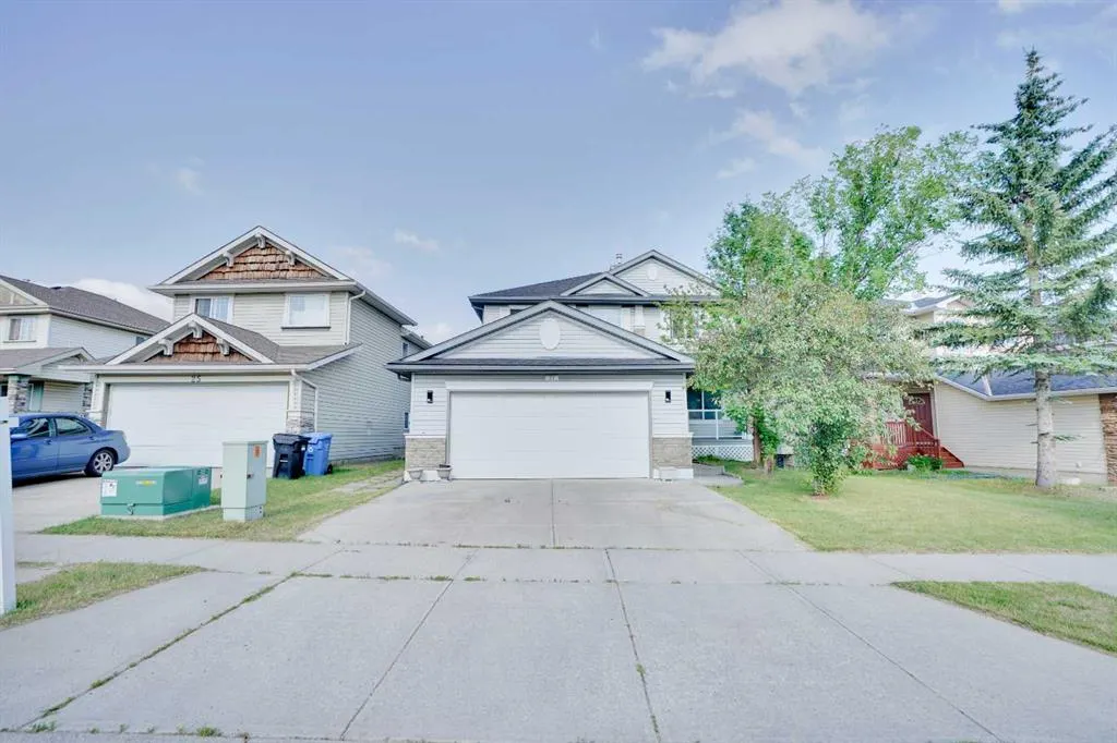 21 Panorama Hills Way NW