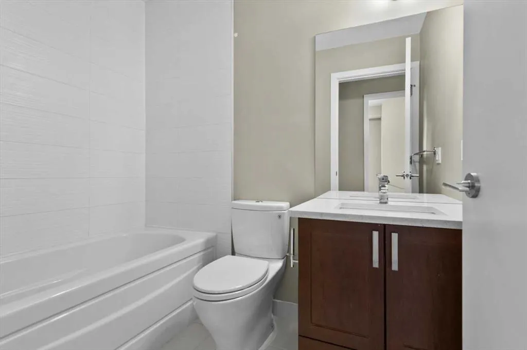 22 Auburn Bay Link SE, #306