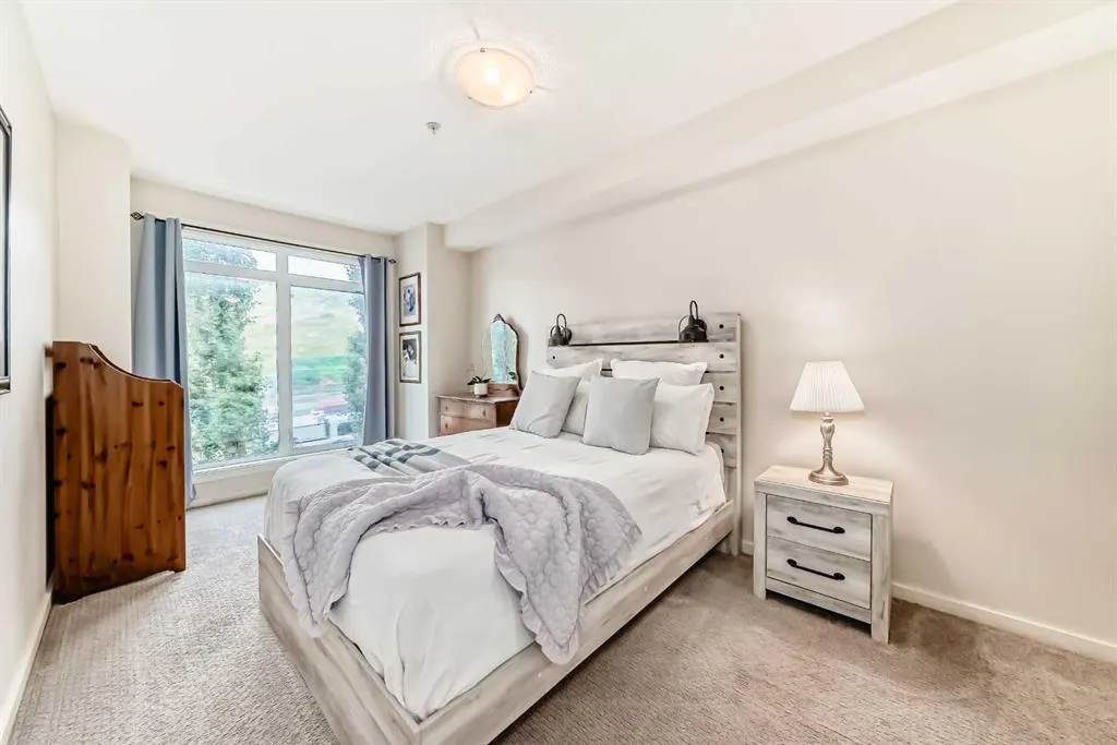 141 Mountain Street, #208