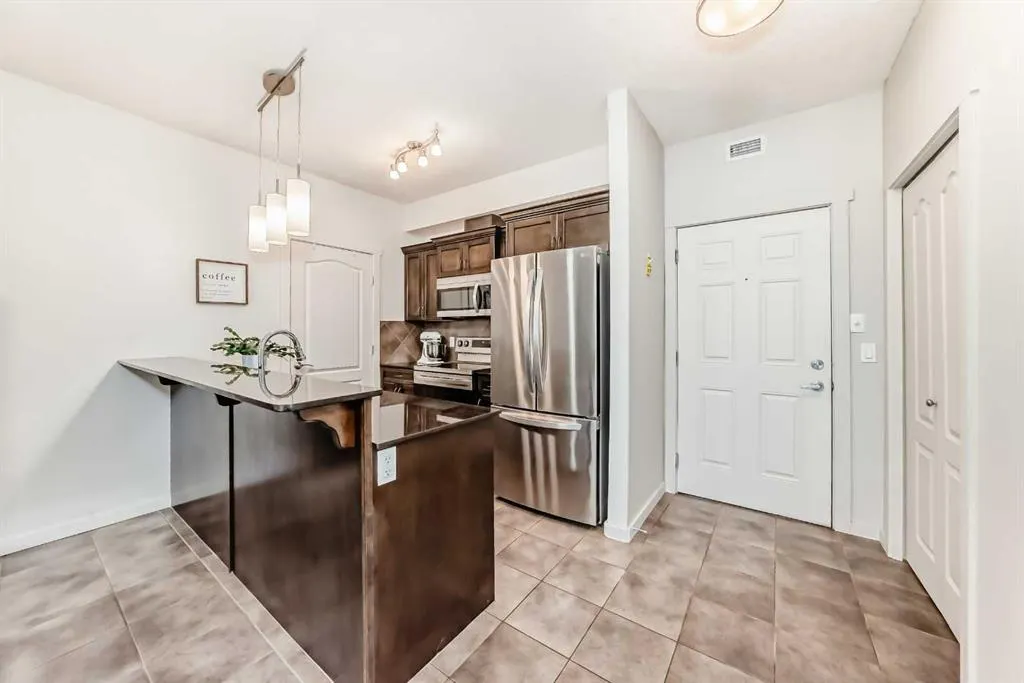 141 Mountain Street, #208