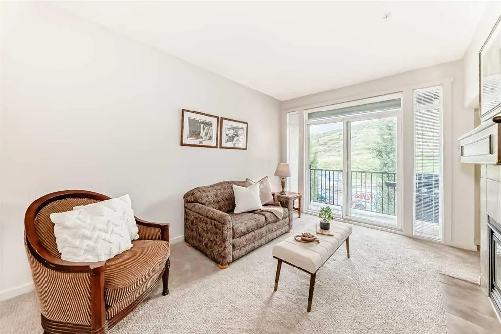 141 Mountain Street, #208