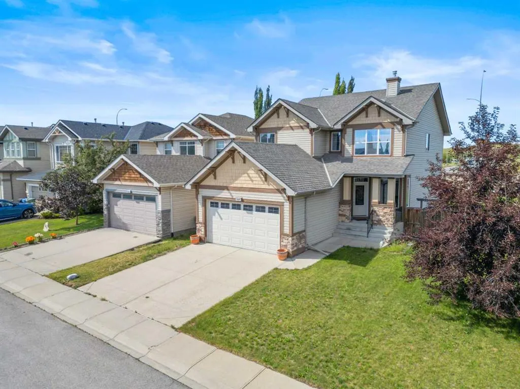 160 Royal Oak Heights NW