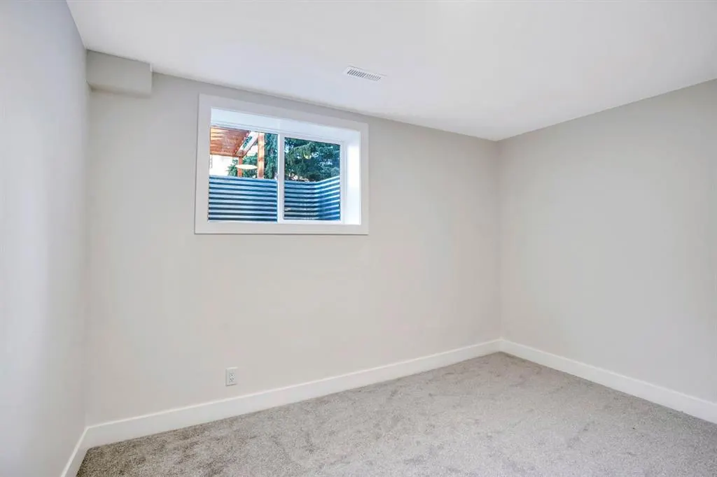 203 Edgepark Way NW