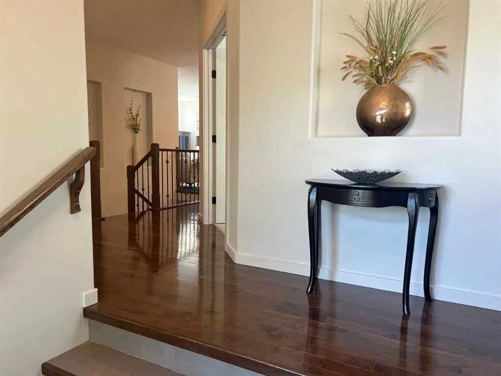 128 Grand River Boulevard W