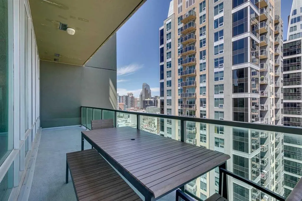 1410 1 Street SE, #2203