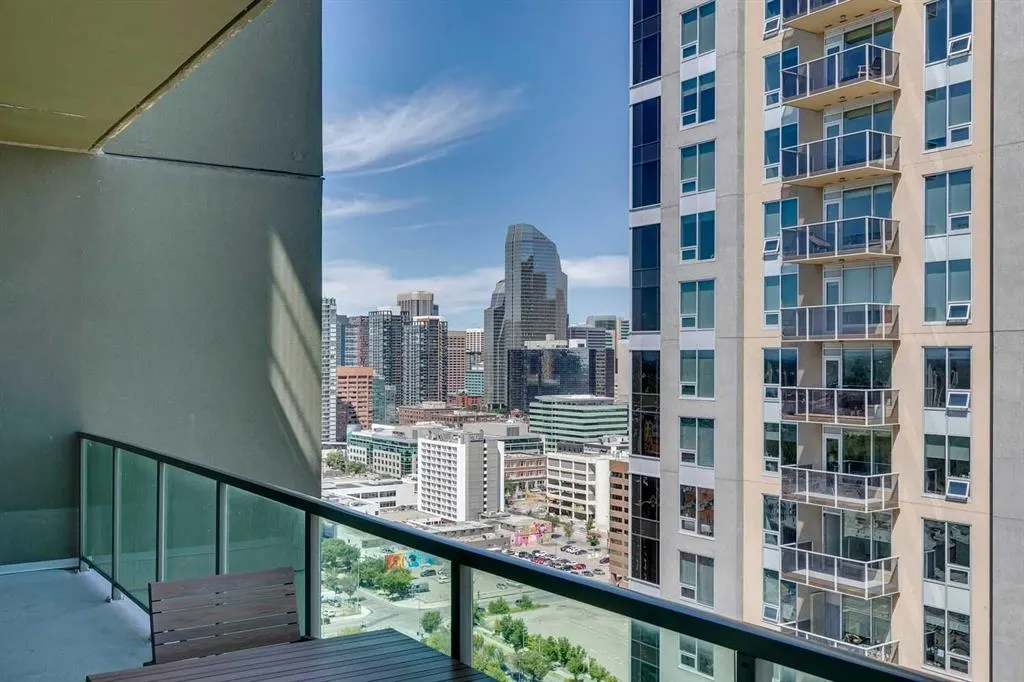 1410 1 Street SE, #2203