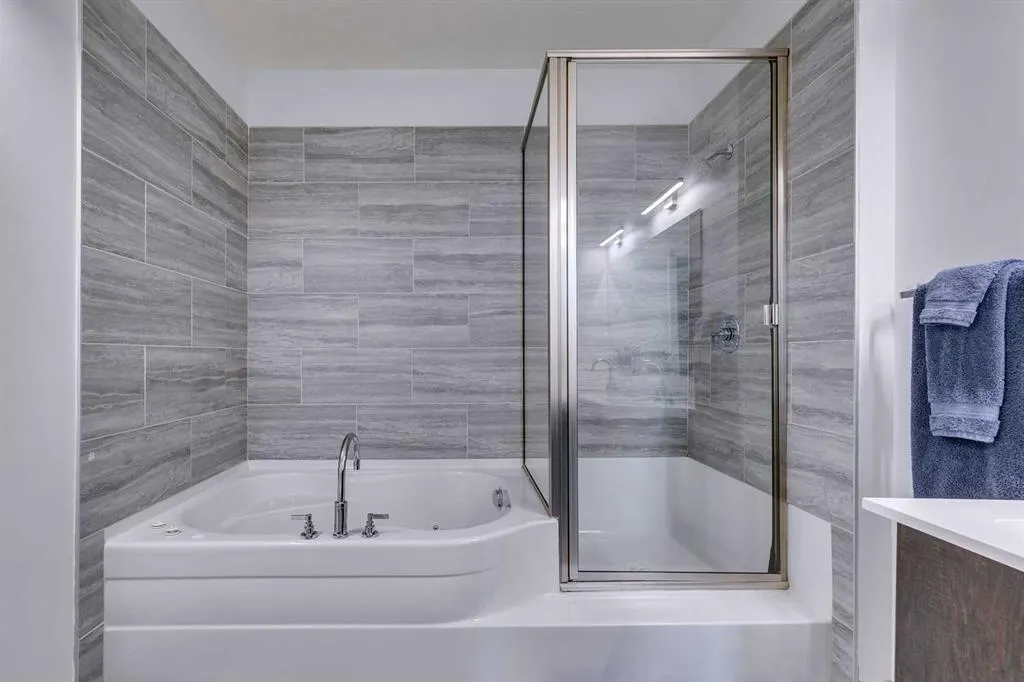 1410 1 Street SE, #2203
