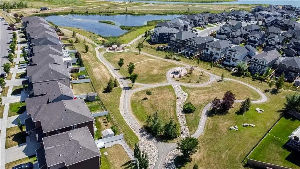 247 Lakepointe Drive